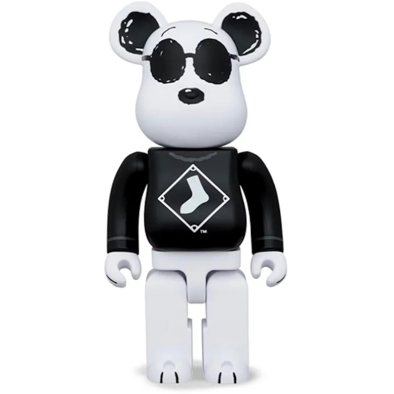 1000% MLB x Bearbrick Snoopy (White Sox)